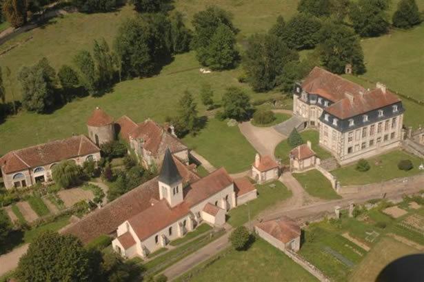 Chateau De Flee Semur-en-Auxois Exteriér fotografie