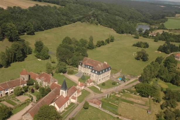 Chateau De Flee Semur-en-Auxois Exteriér fotografie